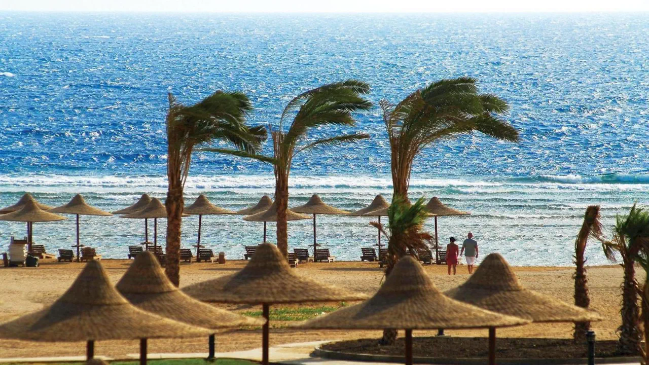 الفندق بليس ندى بيتش ريزورت - مرسى علم